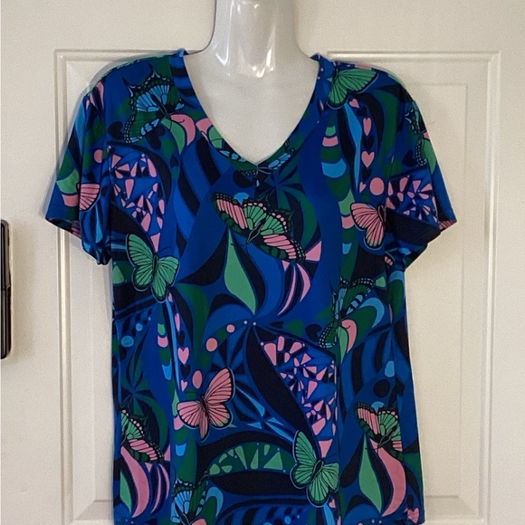 Floral Butterfly Print Women's Short Sleeve Top - Picture 2 of 6